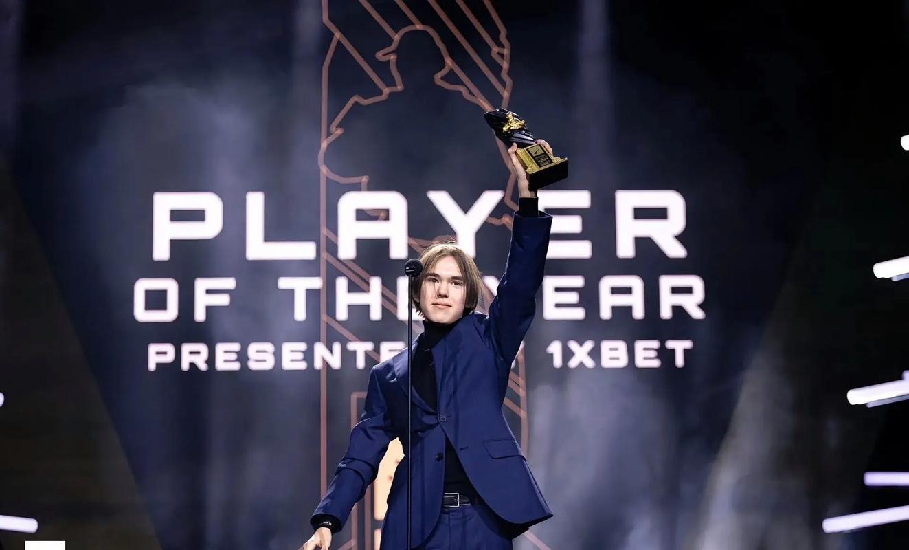 外媒：部分s1mple课程用户未收到退款